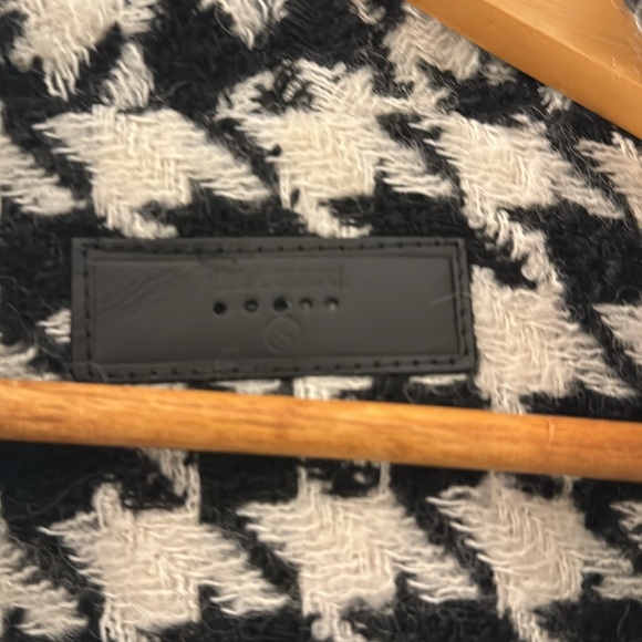 Blank NYC Coat - Picture 3 of 6